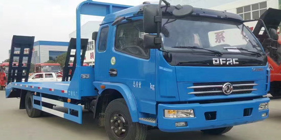 【國五】東風(fēng)多利卡平板