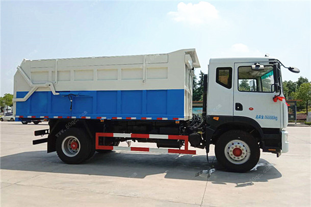 東風多利卡D9對接式垃圾車