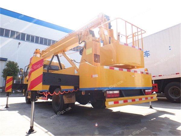 東風多利卡18米高空作業車