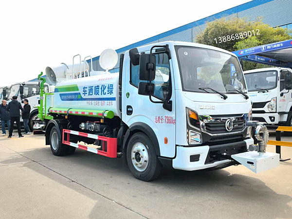 東風(fēng)專致5噸霧炮車