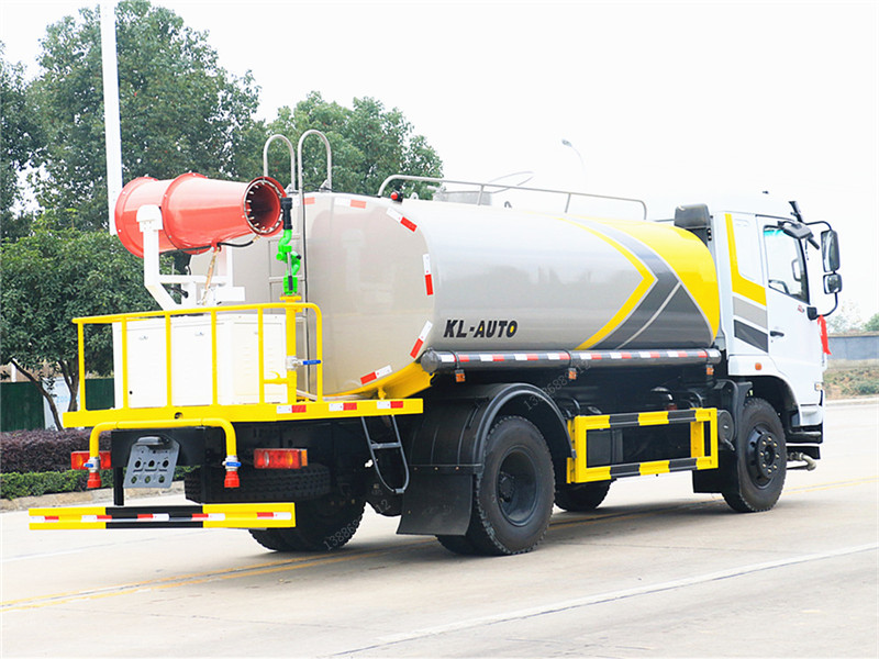 東風華神F5霧炮車