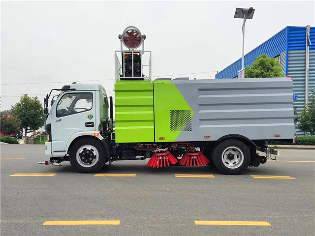 東風(fēng)福瑞卡8方掃路車